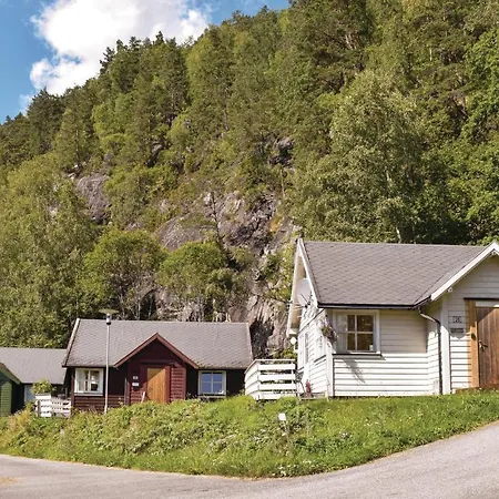 3 Bedroom Lovely Home In Vallavik Vangsbygd Exterior photo
